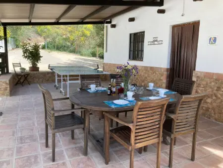 Wunderschön gelegenes Ferienhaus mit privatem Pool - Photo 17