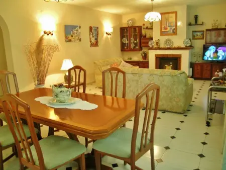 Villa  Los Arcos  mit privatem Garten und Terrasse - Photo 15