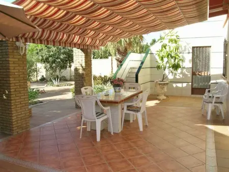 Villa  Los Arcos  mit privatem Garten und Terrasse - Photo 41