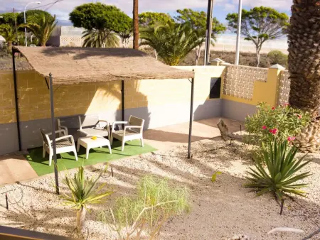Geräumiges Haus mit exklusivem Schwimmbad und Solarium. - Photo 2