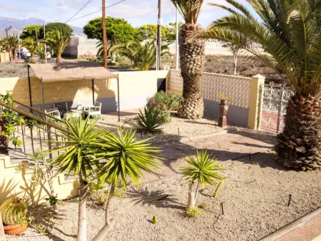 Geräumiges Haus mit exklusivem Schwimmbad und Solarium. - Photo 3