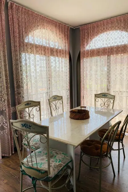 Geräumiges Haus mit exklusivem Schwimmbad und Solarium. - Photo 10