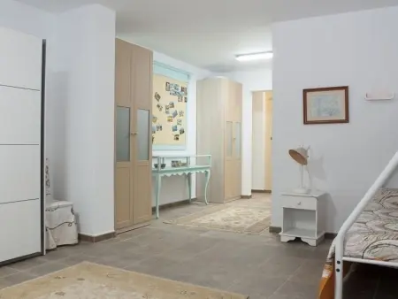 Geräumiges Haus mit exklusivem Schwimmbad und Solarium. - Photo 33