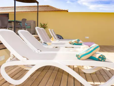 Geräumiges Haus mit exklusivem Schwimmbad und Solarium. - Photo 68