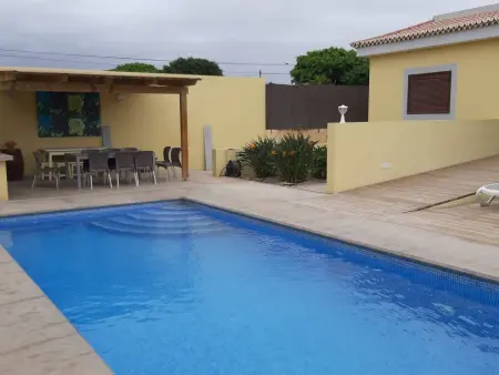 Geräumiges Haus mit exklusivem Schwimmbad und Solarium. - Photo 71