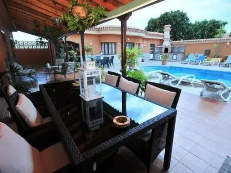 Floratere  mit Terrasse, Maison 19 personnes à Costa del Silencio - Photo 1