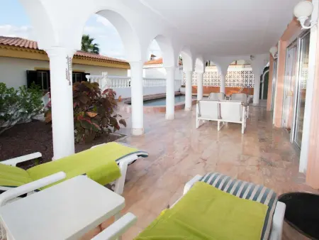 Villa mit beheizten Privat Pool und Meersicht, Maison 6 personnes à Chayofa - Photo 2