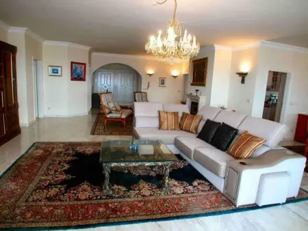Penthouse Vistamar mit beheiztem Gemeinschaftspool - Photo 3