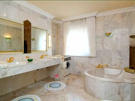 Penthouse Vistamar mit beheiztem Gemeinschaftspool - Photo 10
