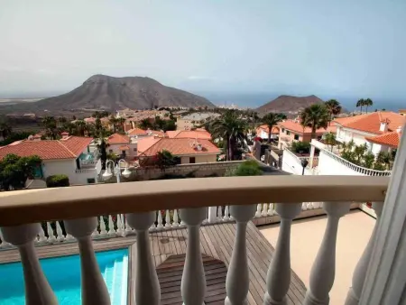 Penthouse Vistamar mit beheiztem Gemeinschaftspool - Photo 11