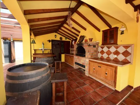 Haus Alina mit beheizbarem privatpool und barbecue - Photo 13