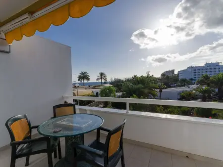Terrassenwohnung mit zwei Schlafzimmern am Strand - Photo 1