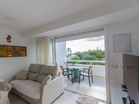 Terrassenwohnung mit zwei Schlafzimmern am Strand - Photo 3