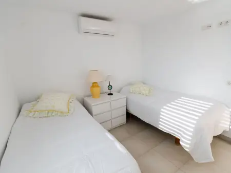 Terrassenwohnung mit zwei Schlafzimmern am Strand - Photo 13