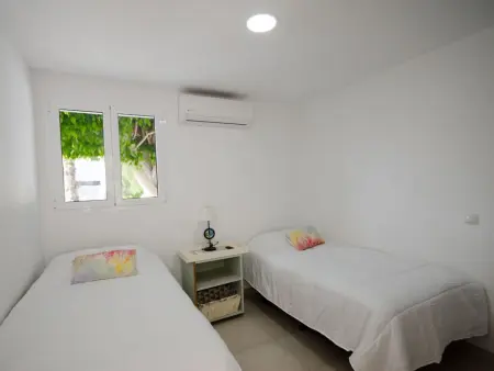 Terrassenwohnung mit zwei Schlafzimmern am Strand - Photo 16