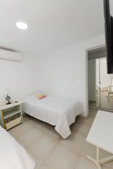 Terrassenwohnung mit zwei Schlafzimmern am Strand - Photo 17
