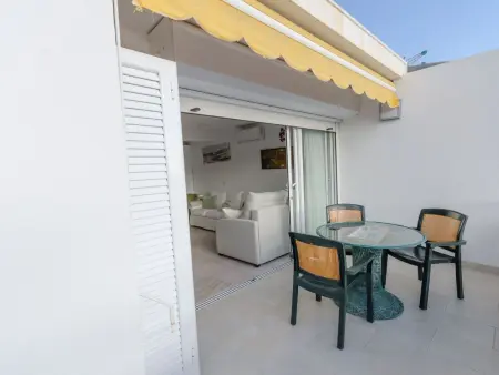 Terrassenwohnung mit zwei Schlafzimmern am Strand - Photo 23