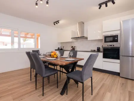 Modernes und helles Ferienhaus direkt am Meer, mit zwei großen Terrassen, Garte - Photo 12
