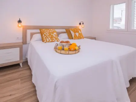 Modernes und helles Ferienhaus direkt am Meer, mit zwei großen Terrassen, Garte - Photo 32