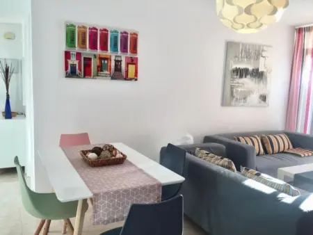 Schöne Wohnung mit Sonnenterrasse und Meerblick - Photo 23