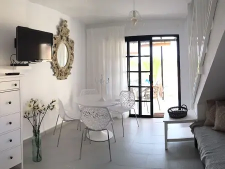 Komfortable Wohnung, Wifi, am Pool, Maison 2 personnes à Costa Calma - Photo 7