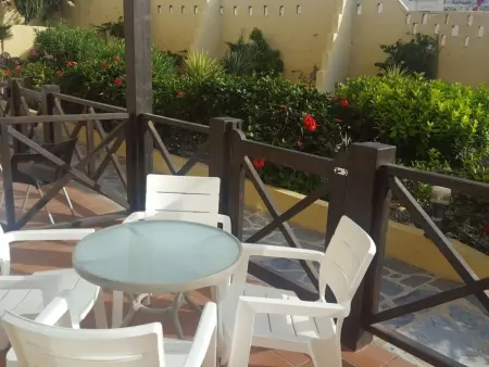 Moderne Ferienwohnung Casavovo mit Terrasse, Appartement 4 personnes à Costa Calma - Photo 4
