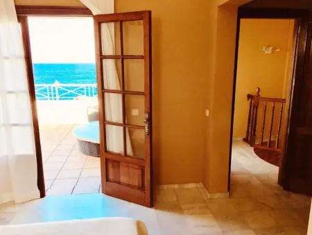 Wunderschöne, umweltfreundliche Villa am Meer, Maison 6 personnes à Playa Blanca - Photo 8