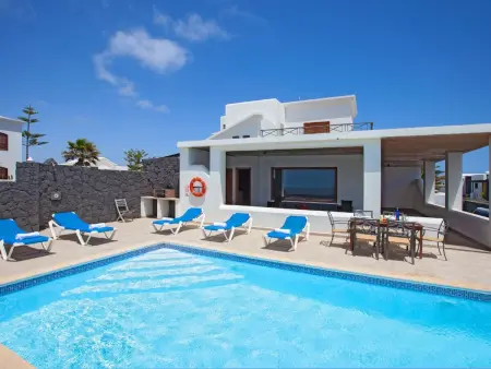 Wunderschöne, umweltfreundliche Villa am Meer, Maison 6 personnes à Playa Blanca - Photo 16