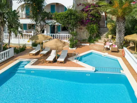 Villa Margarita in Son Bou mit Pool und Meerblick - Photo 1