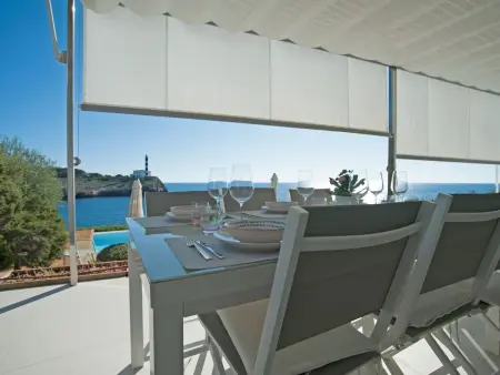 Majestätische Villa mit 5 Schlafzimmern und Pool direkt am Meer - Photo 43