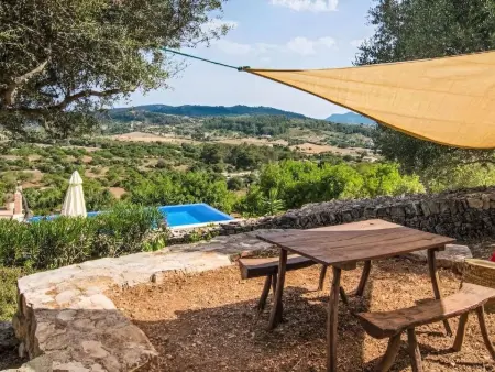 Schöne Finca mit Aussicht, Pool und Jacuzzi, Maison 7 personnes à Son Gall Vell - Photo 3