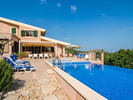 Schöne Finca mit Aussicht, Pool und Jacuzzi, Maison 7 personnes à Son Gall Vell - Photo 8