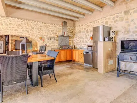 Schöne Finca mit Aussicht, Pool und Jacuzzi, Maison 7 personnes à Son Gall Vell - Photo 18