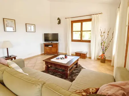 Schöne Finca mit Aussicht, Pool und Jacuzzi, Maison 7 personnes à Son Gall Vell - Photo 21