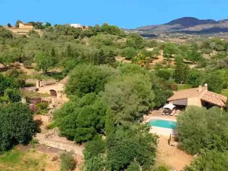 Finca mit Ruhe und Infinity-Pool, Maison 6 personnes à Sant Llorenç des Cardassar - Photo 1