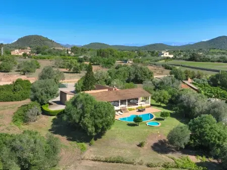 Finca in Meeresnähe mit Schwimmbad und Kinderbecken - Photo 1
