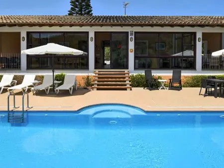 Finca in Meeresnähe mit Schwimmbad und Kinderbecken - Photo 4