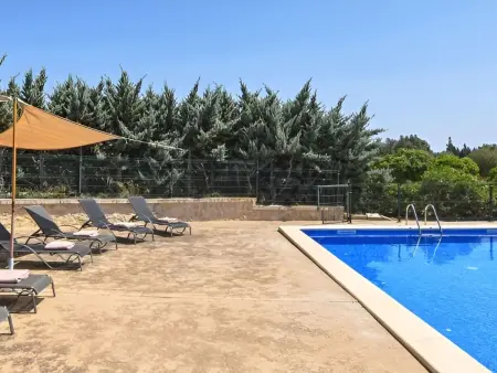 Finca mit großem eingezäunten Pool und Klimaanlage. - Photo 14