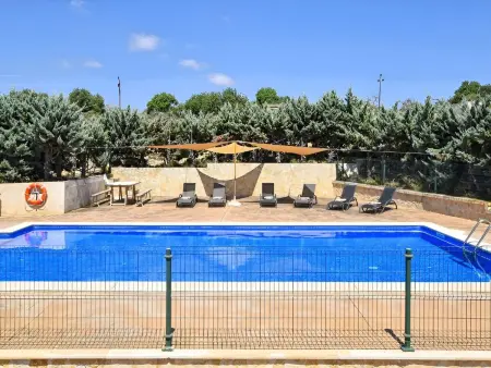 Finca mit großem eingezäunten Pool und Klimaanlage. - Photo 15