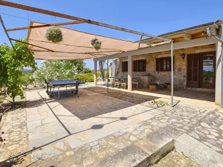 Finca mit großem eingezäunten Pool und Klimaanlage. - Photo 16