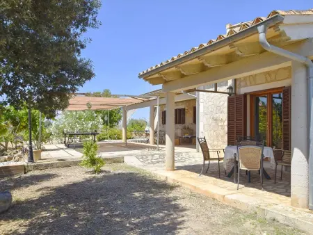Finca mit großem eingezäunten Pool und Klimaanlage. - Photo 19