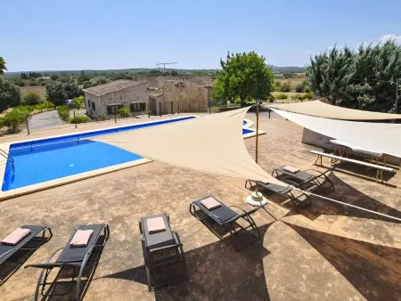 Finca mit großem eingezäunten Pool und Klimaanlage. - Photo 38