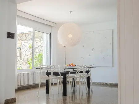 Landhaus mit Garten, Sonnenterrasse sowie überdachter Terrasse und Pool in Stra - Photo 21