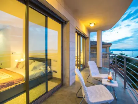 Freistehendes Haus direkt am Meer gelegen, Maison 7 personnes à Son Serra de Marina - Photo 9