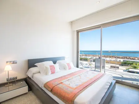 Freistehendes Haus direkt am Meer gelegen, Maison 7 personnes à Son Serra de Marina - Photo 13