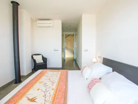 Freistehendes Haus direkt am Meer gelegen, Maison 7 personnes à Son Serra de Marina - Photo 14