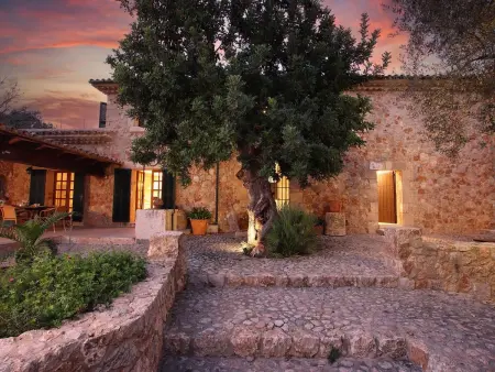 Tradition und Geschmack Mallorcas vereint, Maison 8 personnes à Pollença - Photo 5