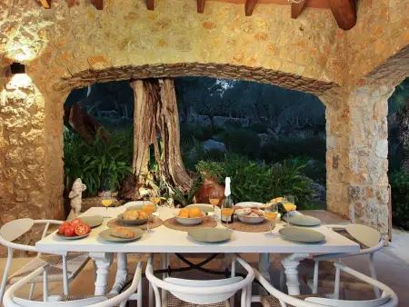 Villa Alordes, ein rustikales Haus mit fantastischer Aussicht - Photo 12