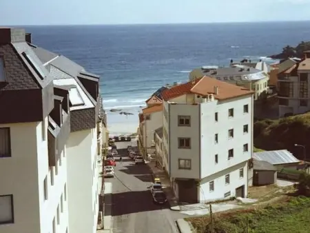 Ático con terraza, Appartement 4 personnes à Malpica de Bergantiños - Photo 2