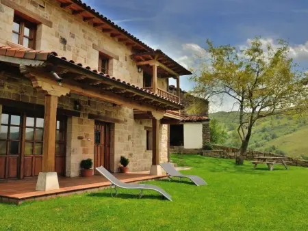 Fachwerkhaus mit Garten, Maison 6 personnes à Selaya - Photo 22